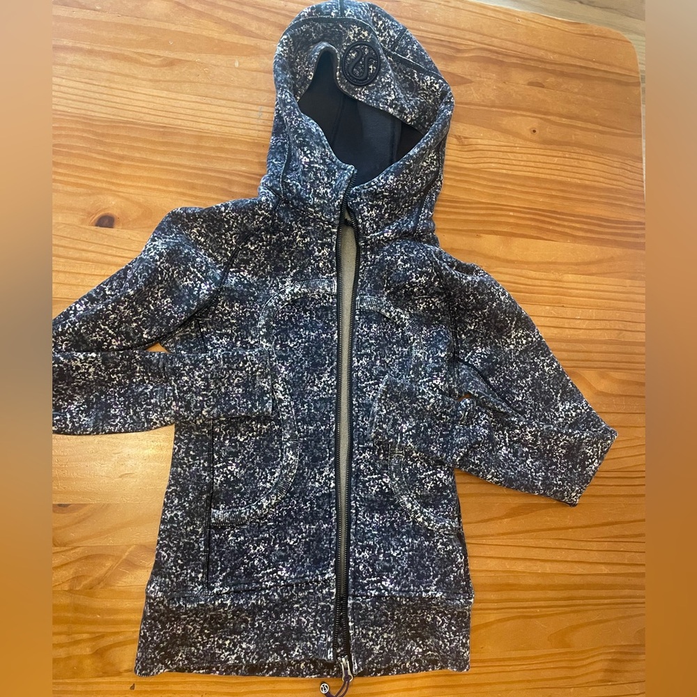 Lululemon hoodie zip size 4